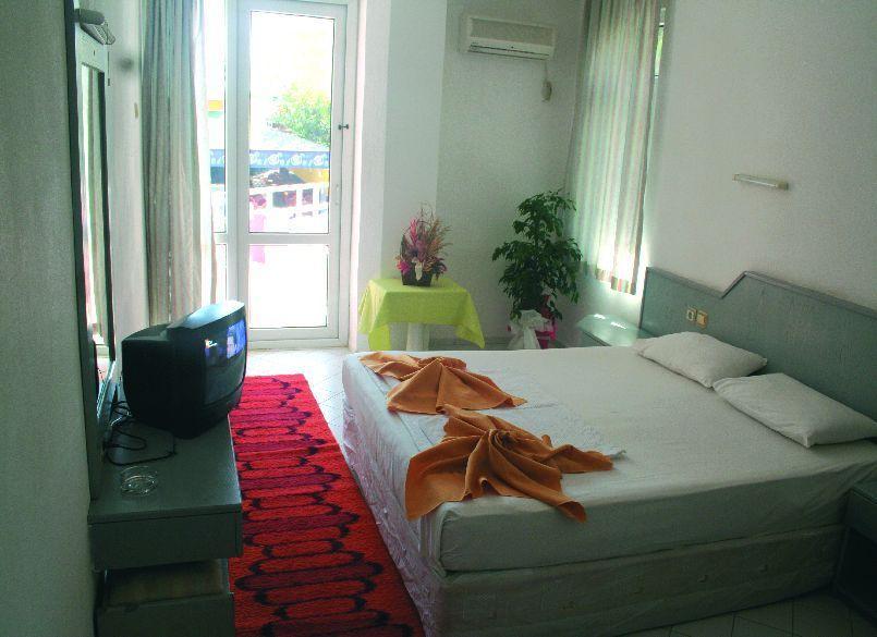 Bariscan Hotel Alanya Esterno foto
