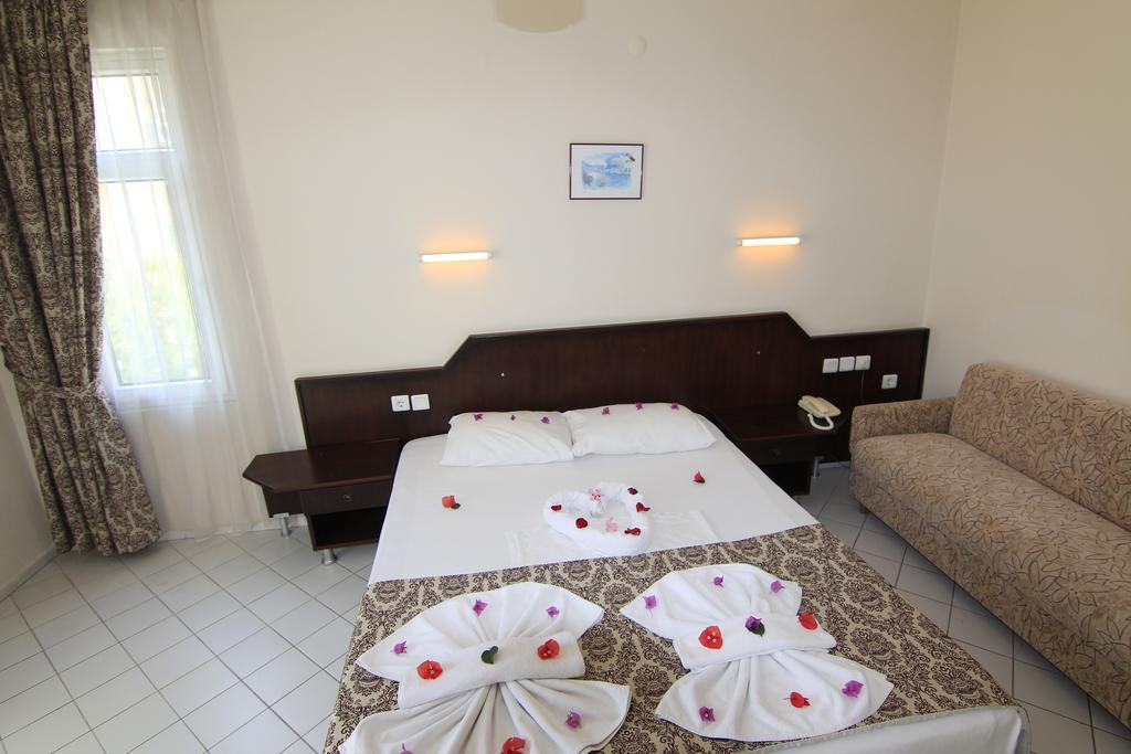 Bariscan Hotel Alanya Esterno foto