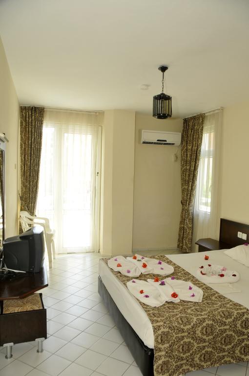 Bariscan Hotel Alanya Esterno foto